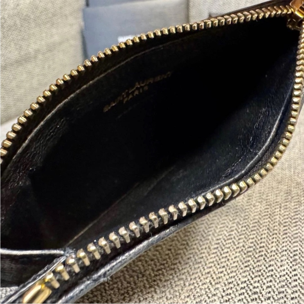 Saint Laurent Quilted Black Card Holder with Gold Logo - Picture 7 of 12